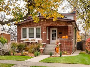 370 N Oaklawn Ave, Elmhurst, IL 60126