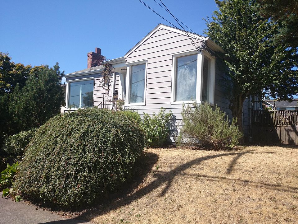 2nd image of 4602 SW Juneau St