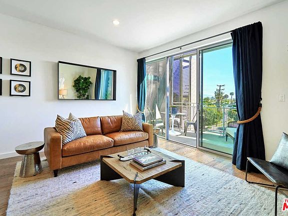3rd image of 751 N Fairfax Ave #11