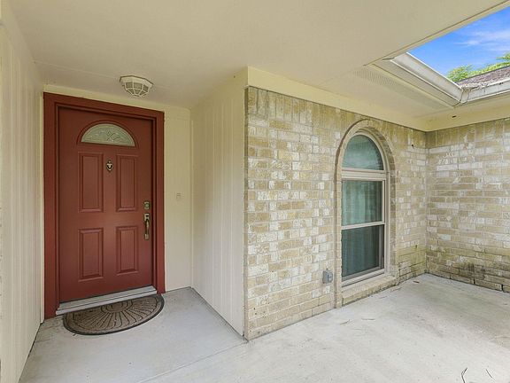 2nd image of 9607 Dornoch Drive