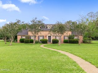 100 Woodlawn Dr, Crowley, LA 70526