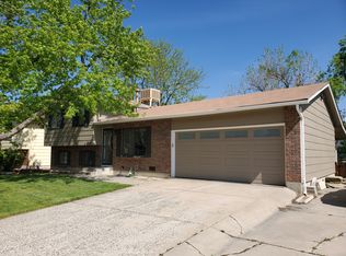 8833 W Stetson Pl, Denver, CO 80123