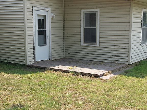 2nd image of 7021 S Ida St