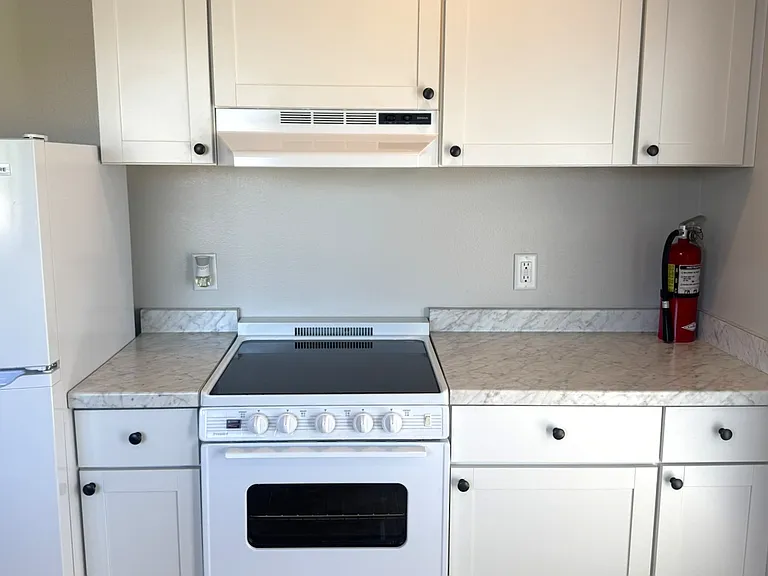 1829 N Minor Ave #A — Photo 7