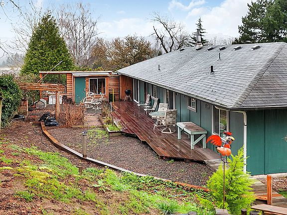 3rd image of 4108 SE Harold Ct