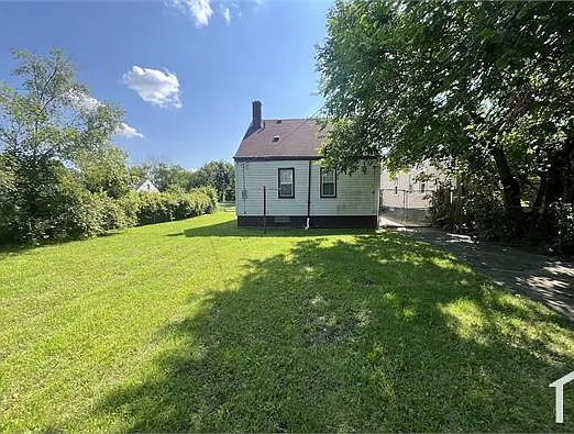 9583 Archdale St — Photo 44