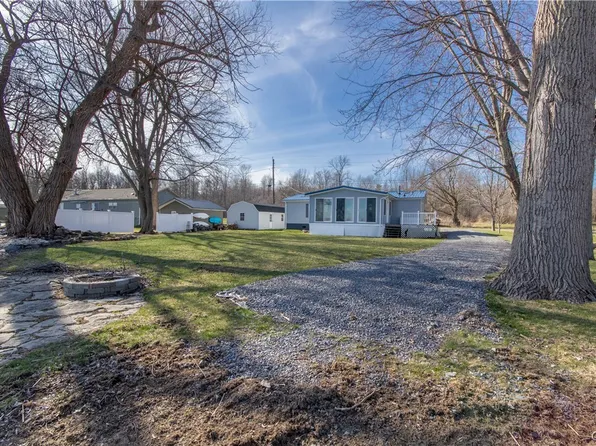 14068 Road 365, Dexter, NY 13634