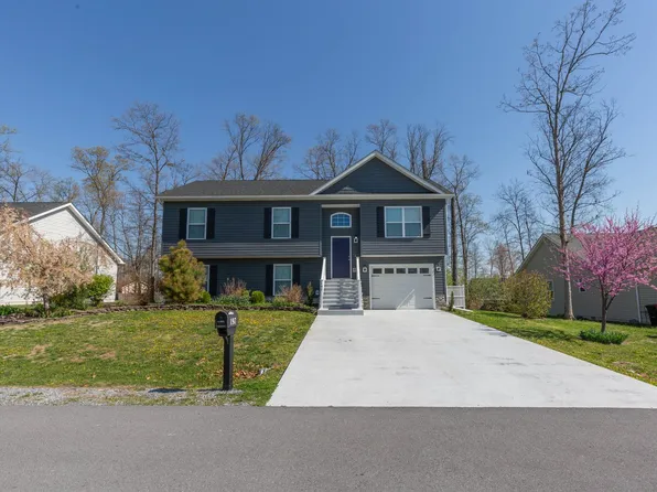 197 Catch Release Ct, Inwood, WV 25428