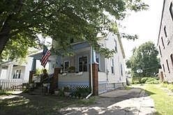 1st image of 821 18th Ave