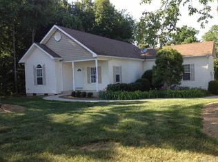 5362 Pittstown Rd, Hickory, NC 28602