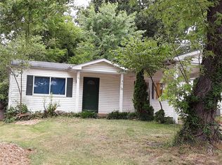 75 Cedar Ridge Dr, Pacific, MO 63069