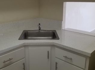 4550 NW 9th St APT 719E, Miami, FL 33126