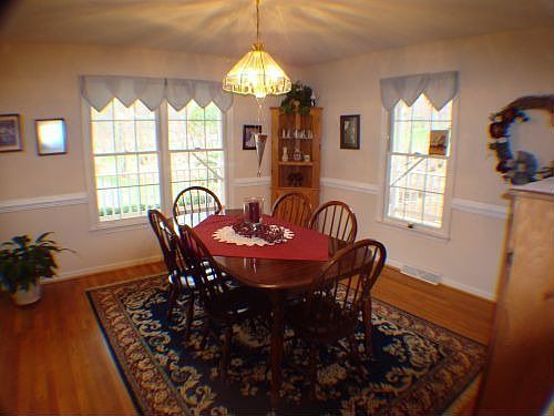 4th image of 106 Hickory Winds Ct