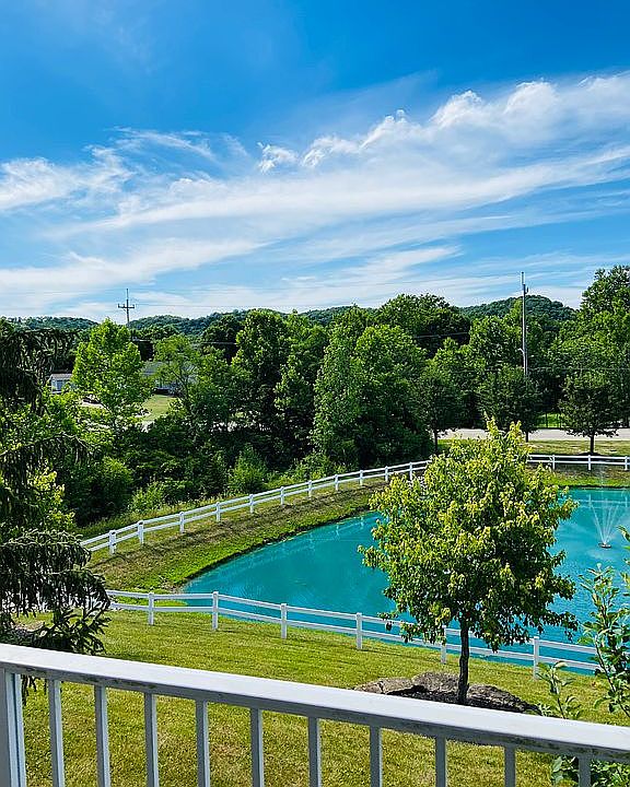 Tanner's Creek Valley Views