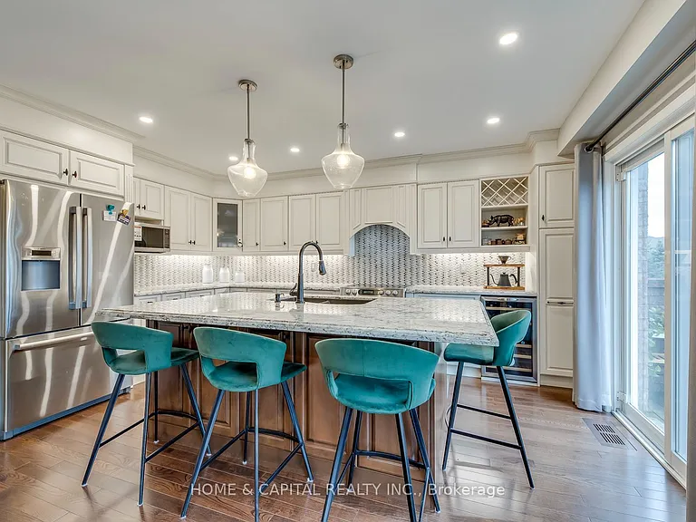 2287 Kingfisher Ct — Photo 12