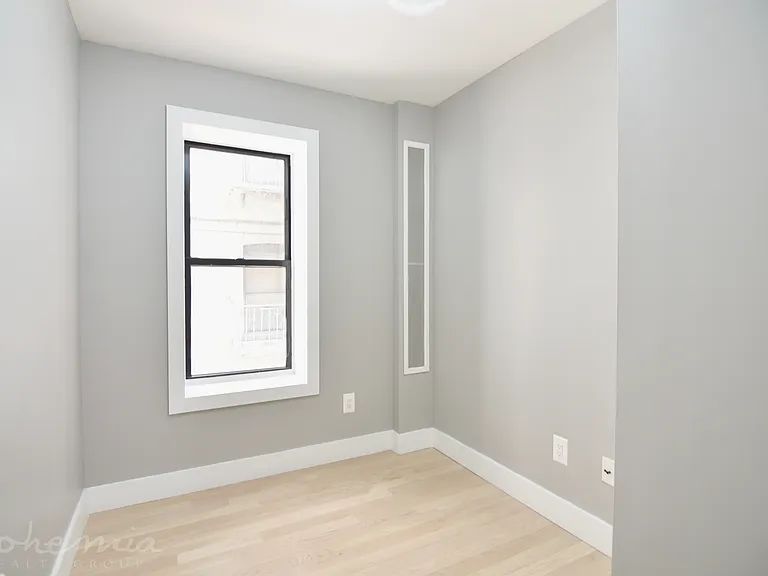 304 W 151st St #4 — Photo 5