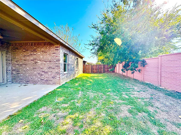 2620 Triangle Leaf Dr — Photo 20