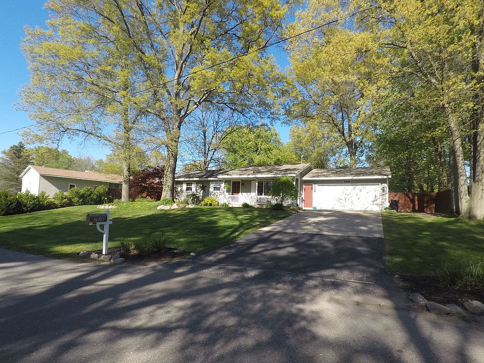 1st image of 2546 Miles Standish Dr