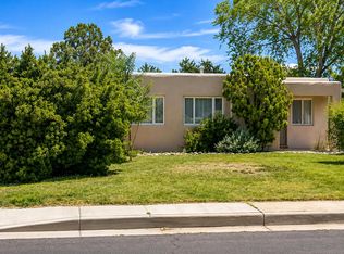 1506 Ridgecrest Dr SE, Albuquerque, NM 87108