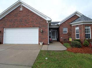 217 Heritage Hill Dr, Jamestown, NC 27282