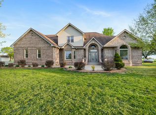 1390 Highway Y, Bolivar, MO 65613