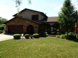 1201 W Sable Dr, Addison, IL 60101