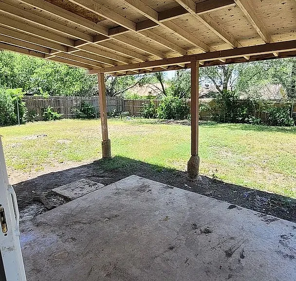 10562 Bounty Dr — Photo 6