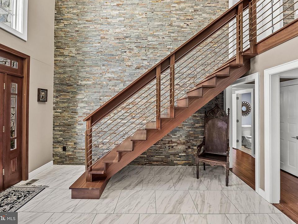 700 Lippincott Ave, Moorestown, NJ 08057 | Zillow