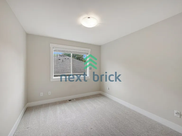 938 223rd St SE — Photo 15