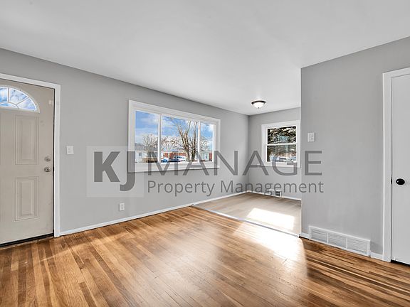 5th image of 2250 Stieber St