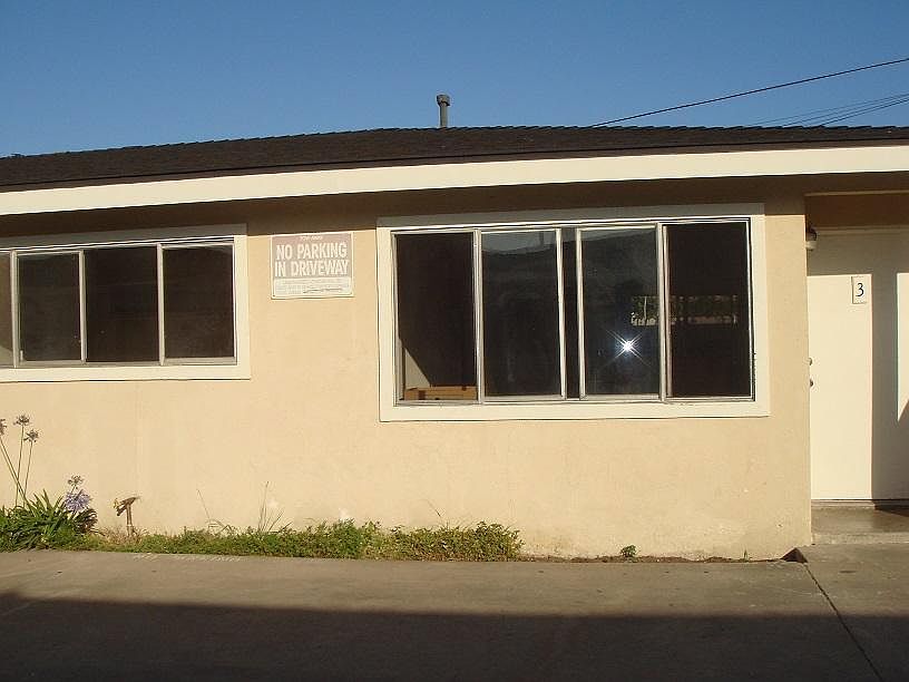 1st image of 375 E 18th St #3