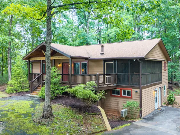 314 Catawba Cir, Ellijay, GA 30540