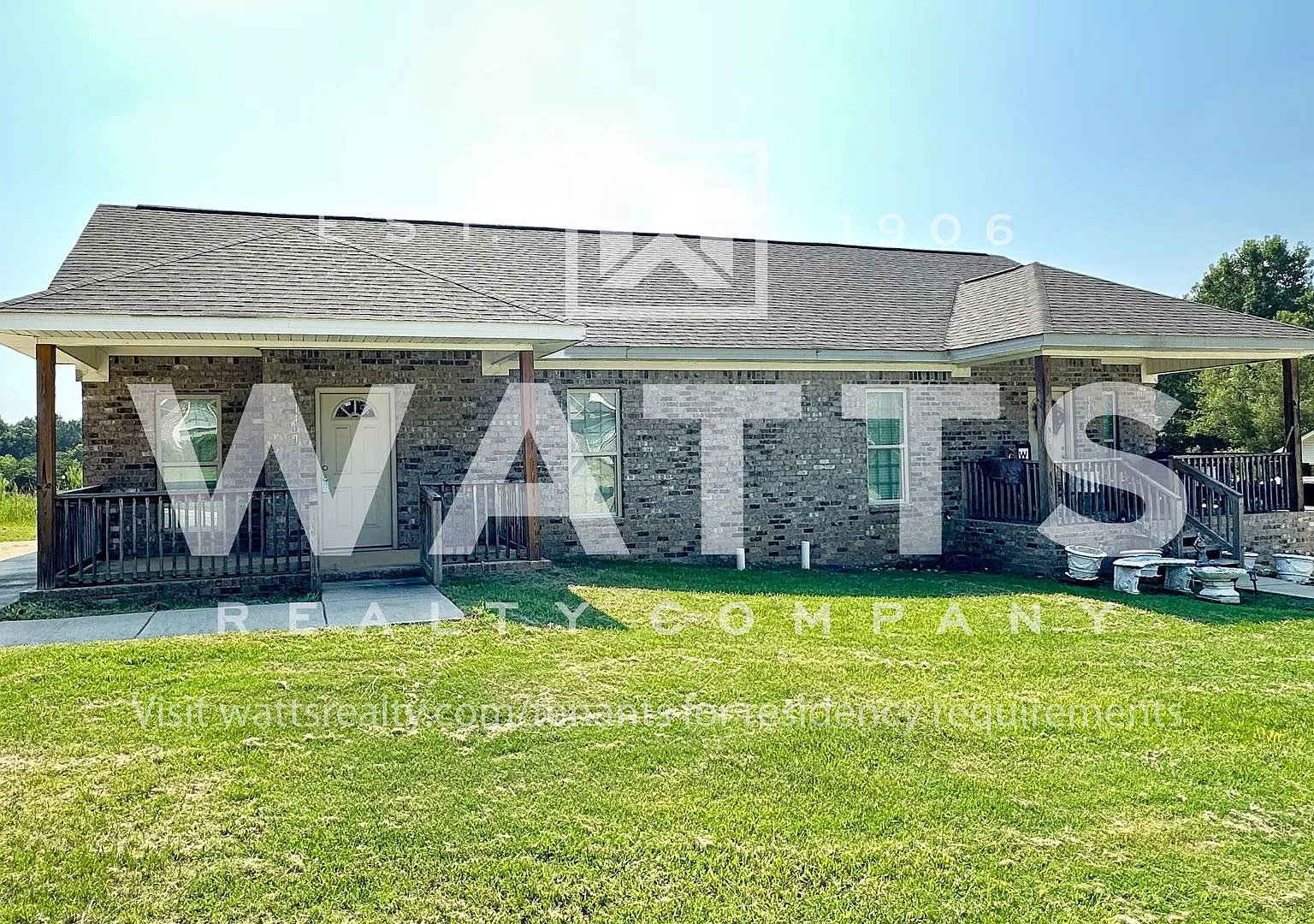 2 Bedroom Duplex in Shadow Brook Community — Photo 1