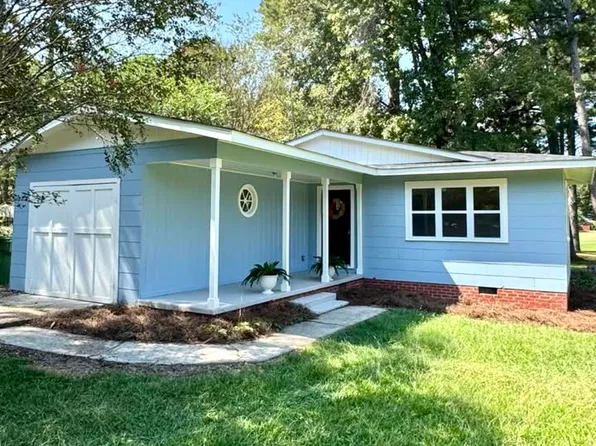 59 Jackson Ave, Louisville, MS 39339