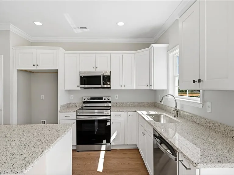 142 Andros Dr — Photo 7