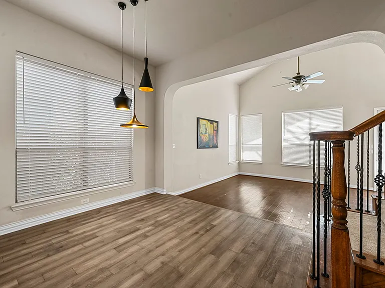 8732 Laurel Canyon Rd — Photo 9