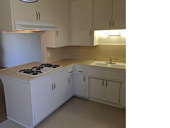 5th image of 5923 Willoughby Ave APT 4