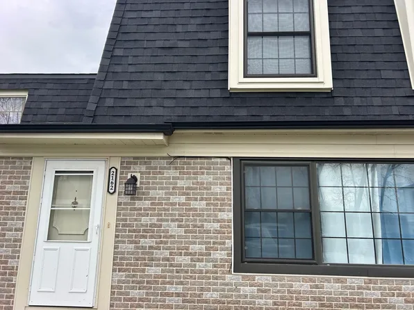 2162 N Oakbrook Cir #2162, Palatine, IL 60074