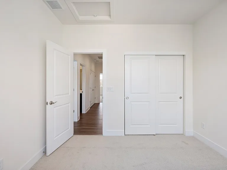 5112 Ward Rd — Photo 22