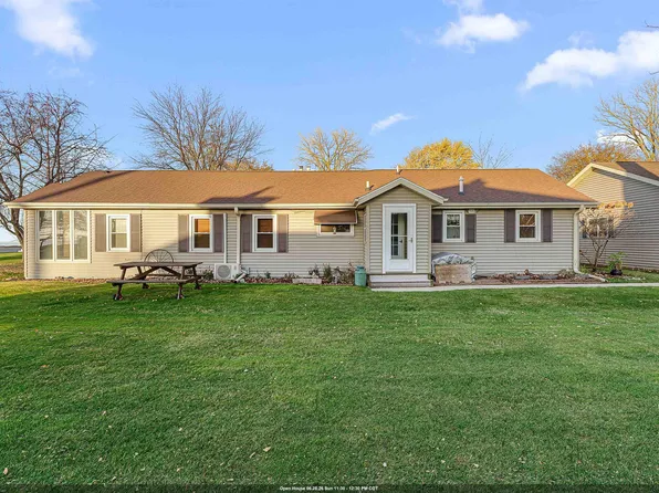 N8464 Minawa Beach Rd, Fond Du Lac, WI 54937