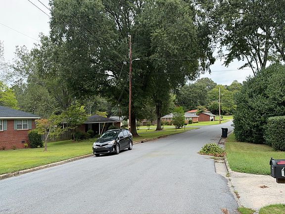 5th image of 103 Glen Ridge Rd NE