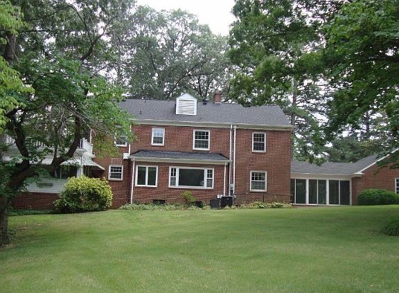 2nd image of 111 Dan Cir