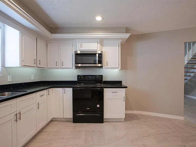 16042 Bear Hill Dr — Photo 17