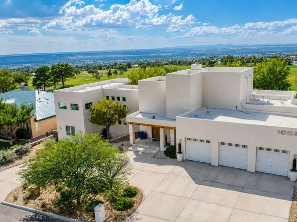 1029 Singing Hills Dr, El Paso, TX 79912