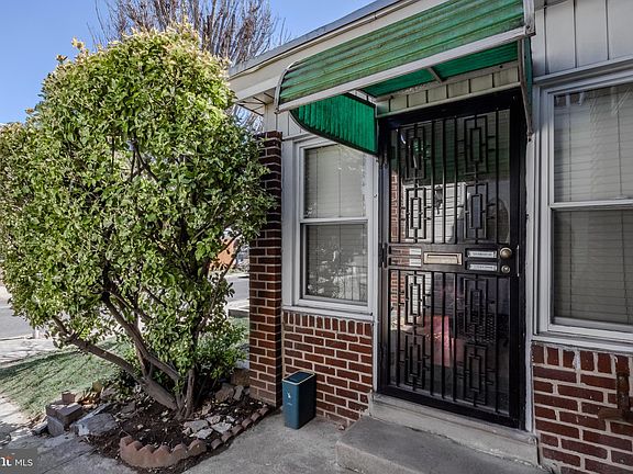 4th image of 2524 S Massey St