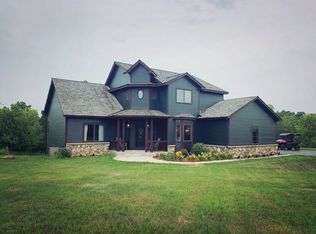 10511 292nd Ave, Trevor, WI 53179