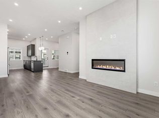 185 S Mahogany Gdns SE #502, Calgary, AB T3M2S2