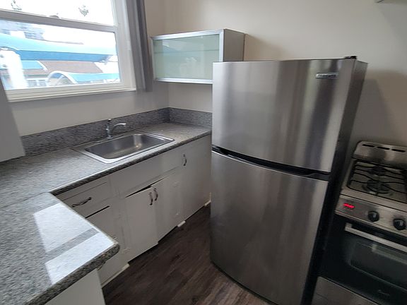 2nd image of 1525 Cassil Pl APT 101