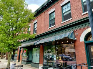 959 Wealthy St SE, Grand Rapids, MI 49506