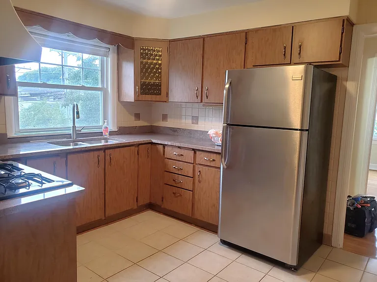 5438 N Elston Ave #2 — Photo 8